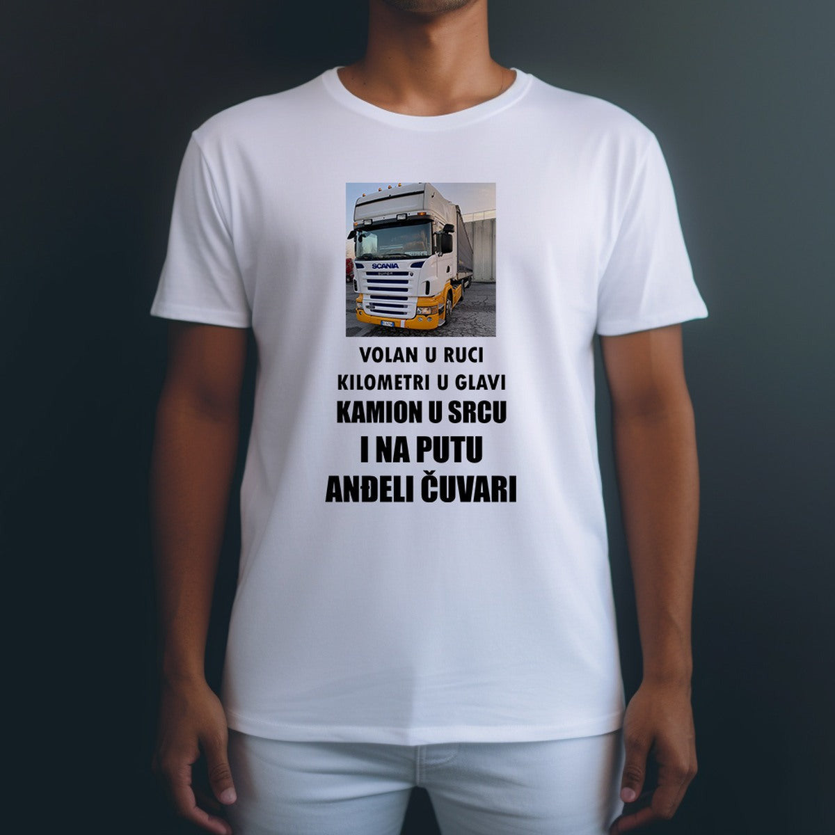 Muška majica „Volan u ruci, kilometri u glavi“